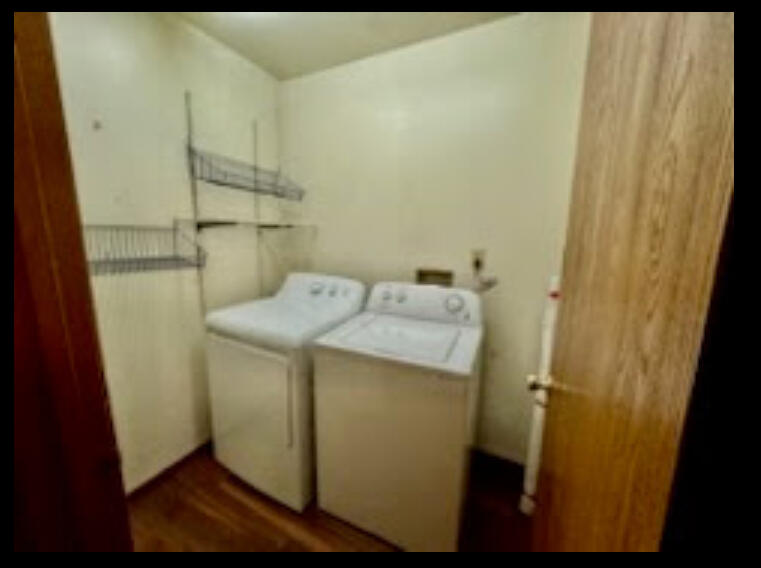 616 Mountain View Way