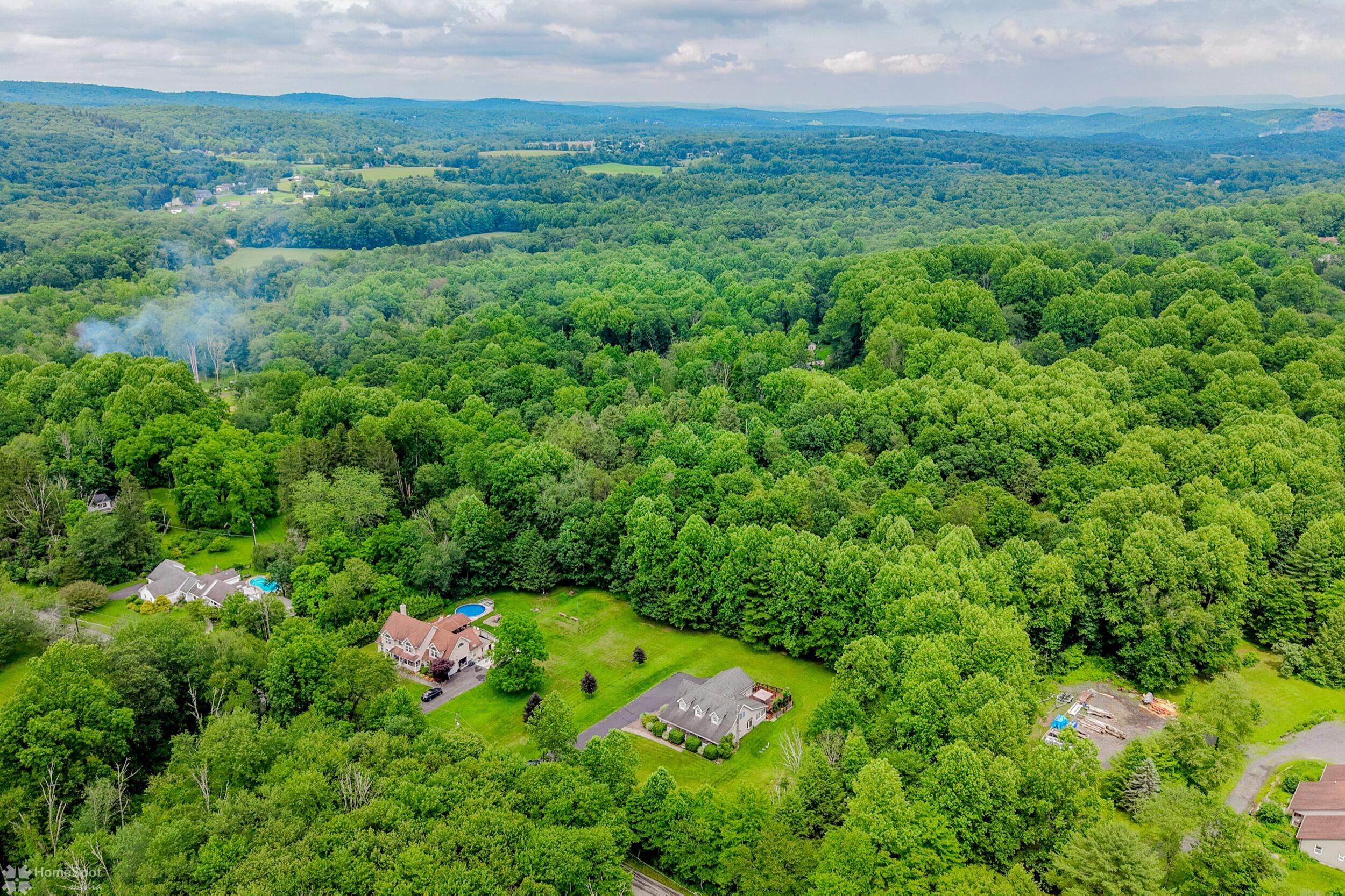 142 Hickory Lane