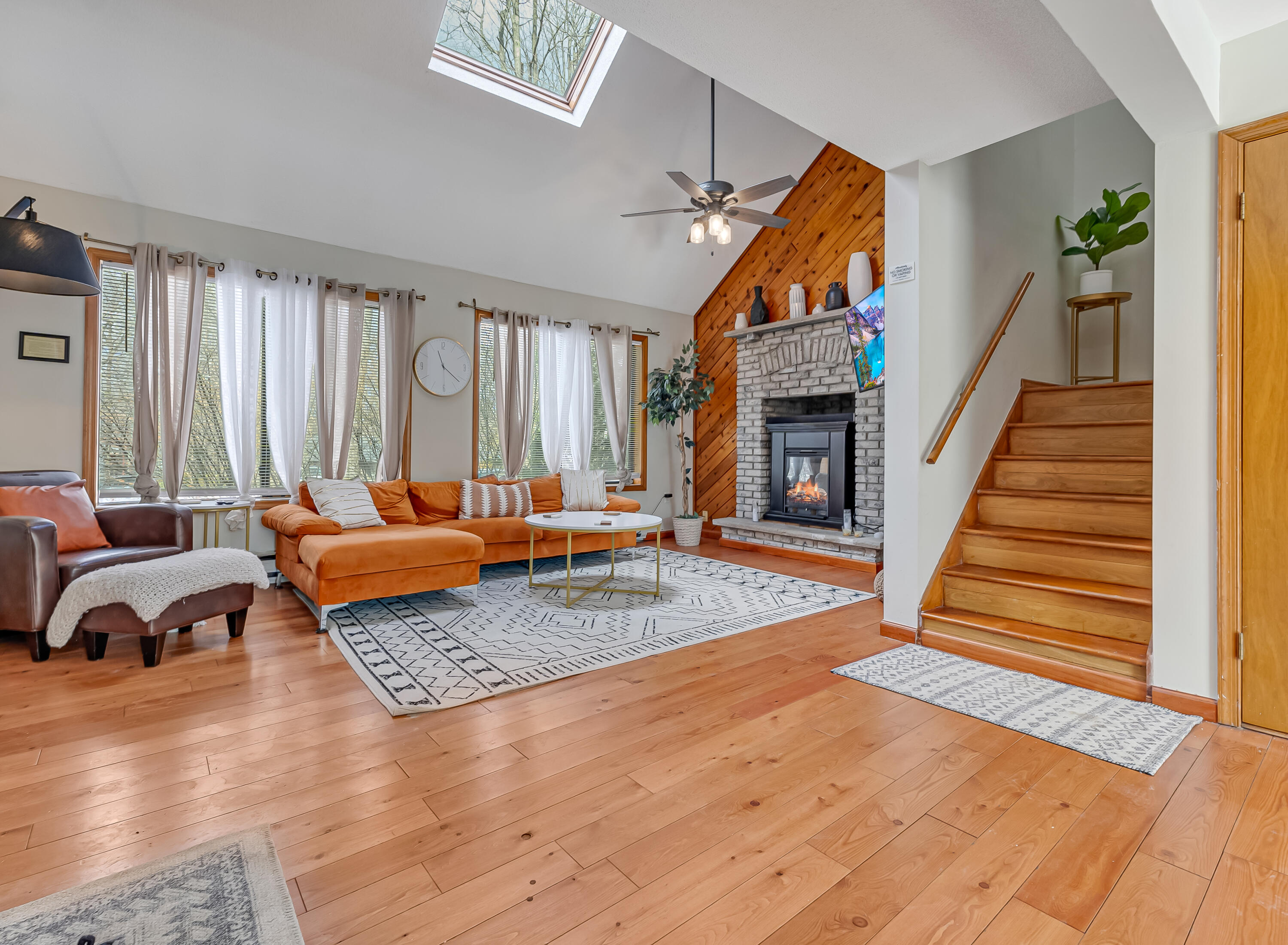 4623 Burnside Drive