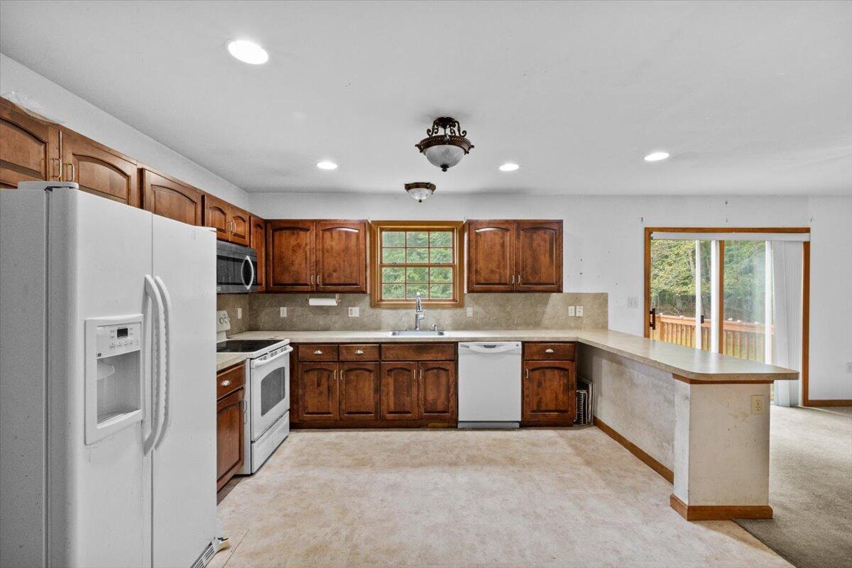 555 Whippoorwill Drive