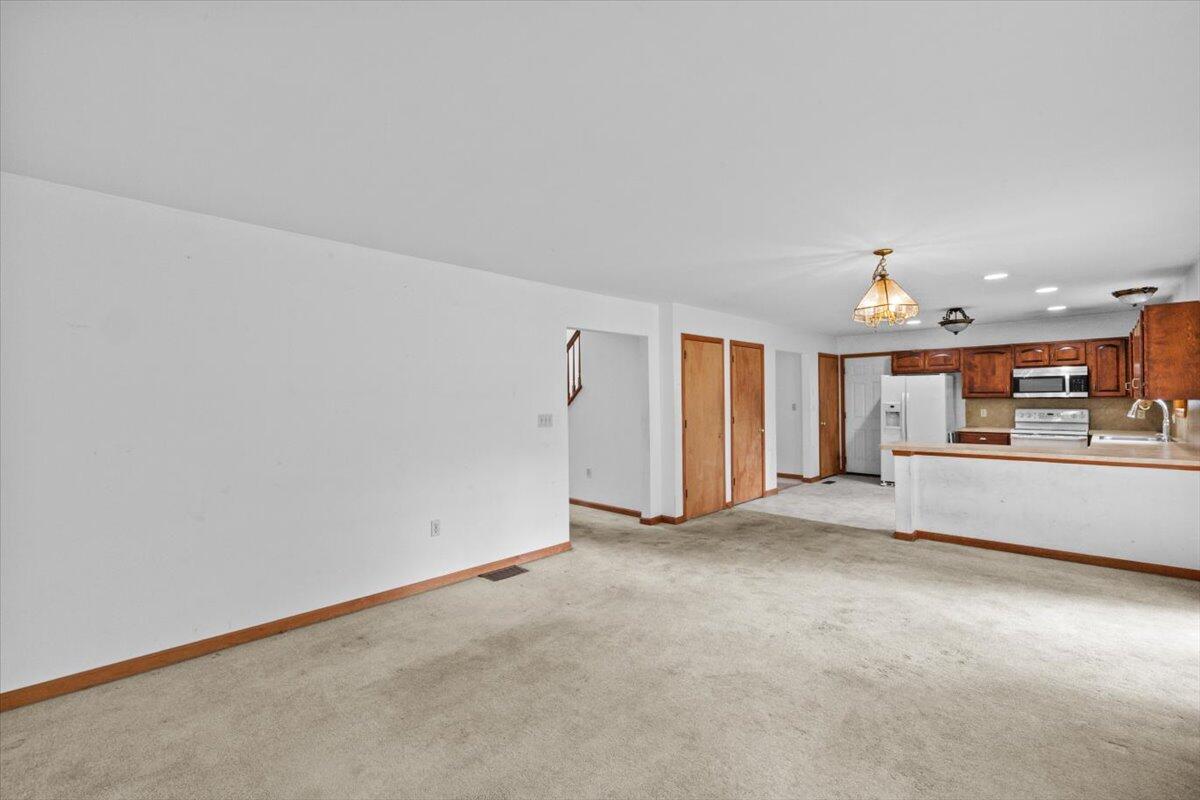 555 Whippoorwill Drive