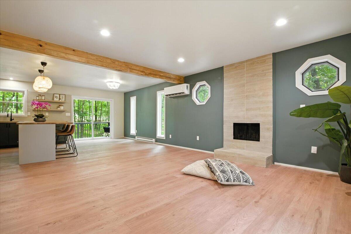 754 Clubhouse Drive