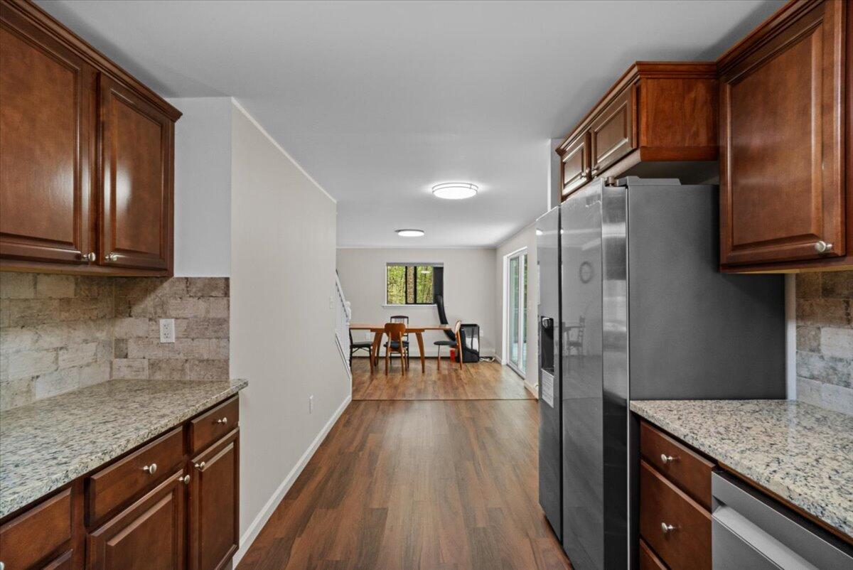 44 Magnolia Dr