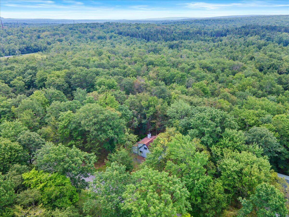 44 Magnolia Dr