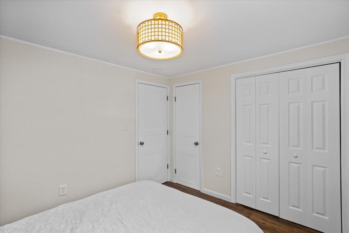 44 Magnolia Dr