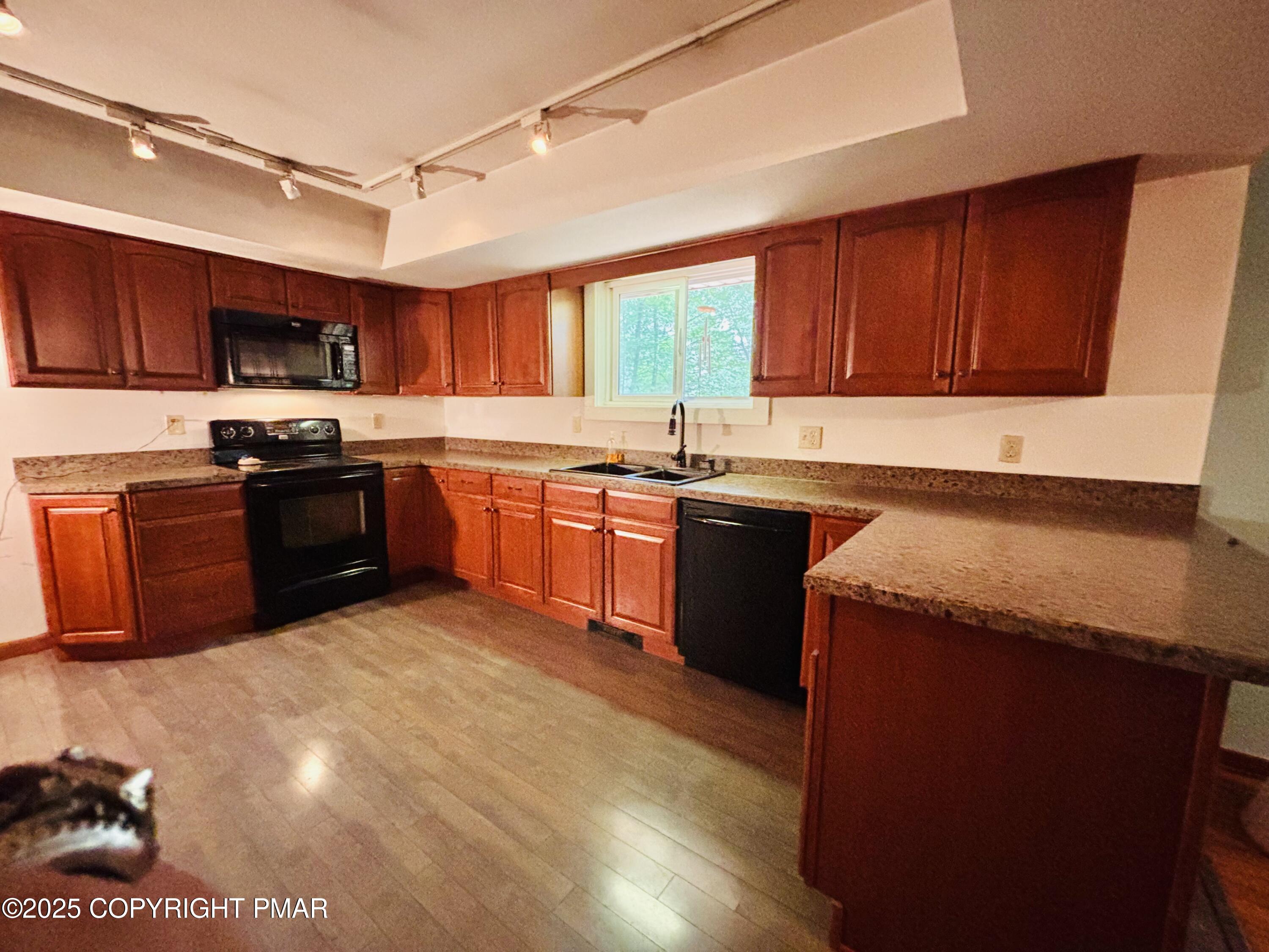 3190 Dogwood Terrace