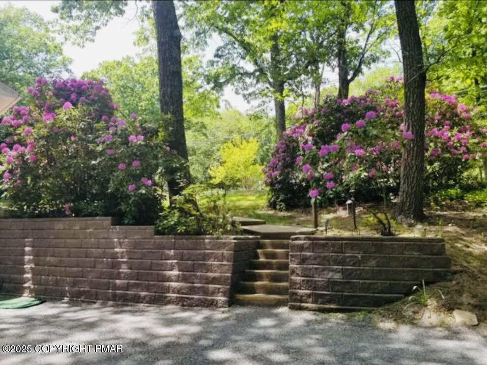 4262 Buck Hill Circle