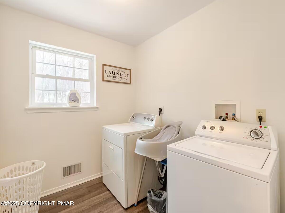 3114 Fairfax Terrace, Stroud Township