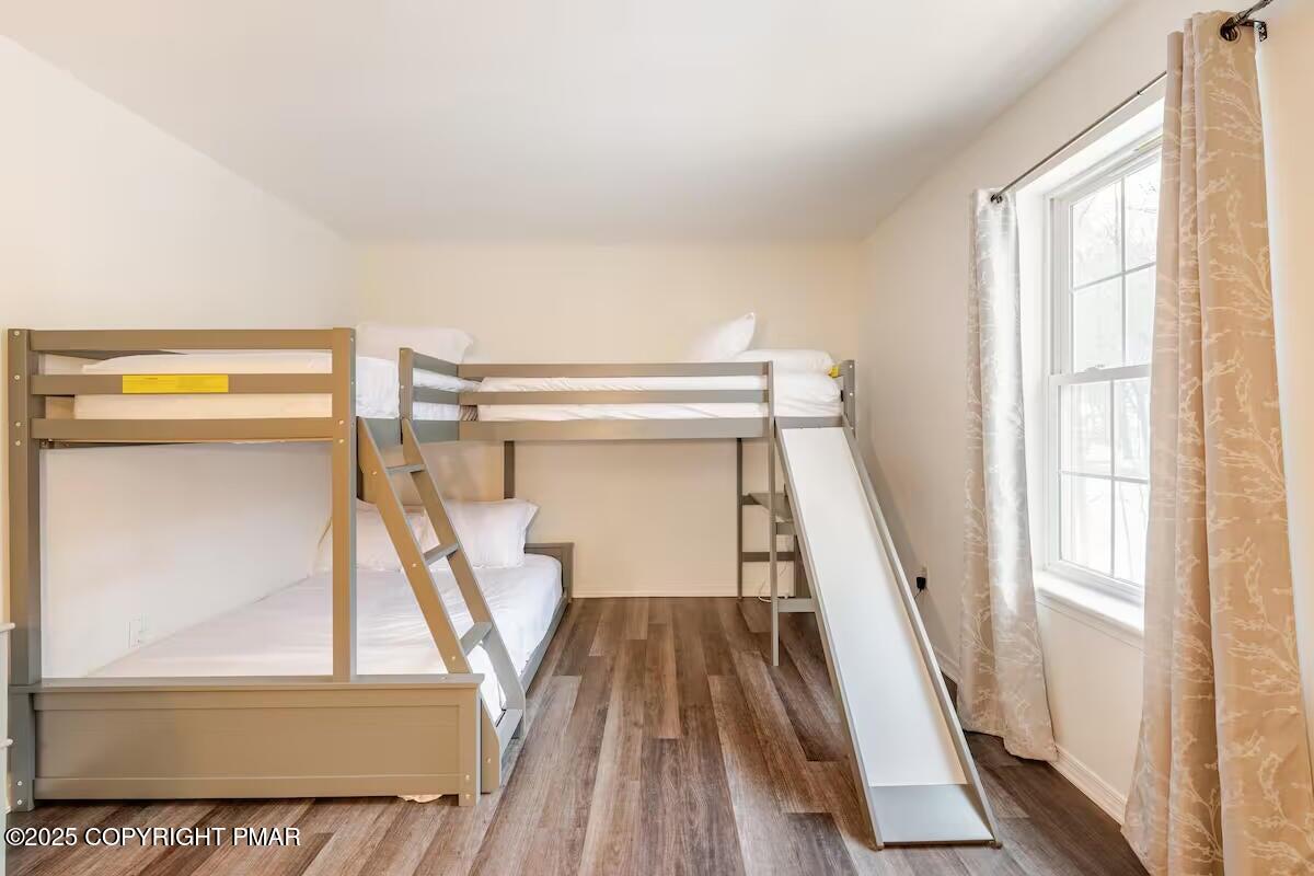 3114 Fairfax Terrace, Stroud Township