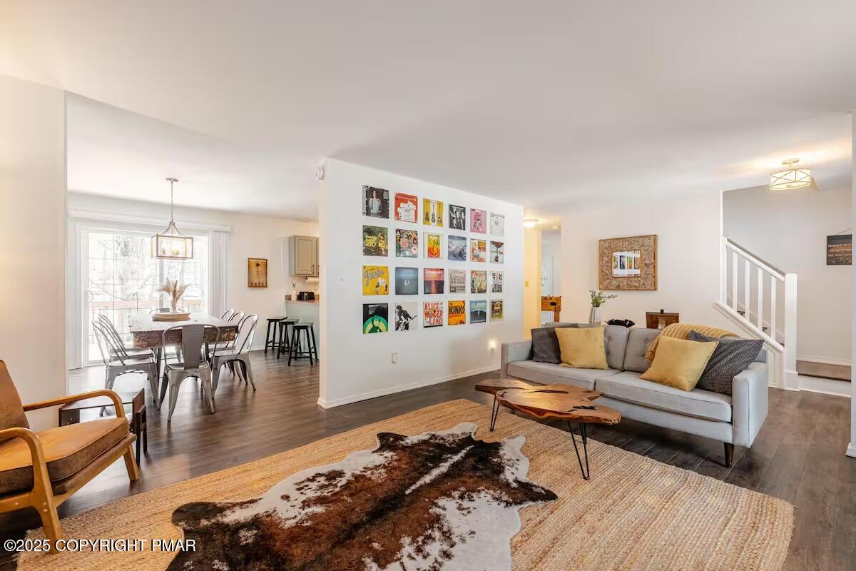 3114 Fairfax Terrace, Stroud Township