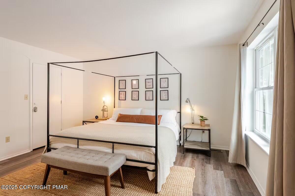 3114 Fairfax Terrace, Stroud Township