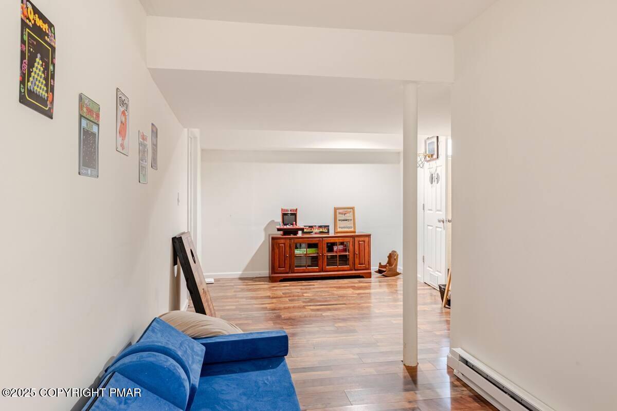 3114 Fairfax Terrace, Stroud Township