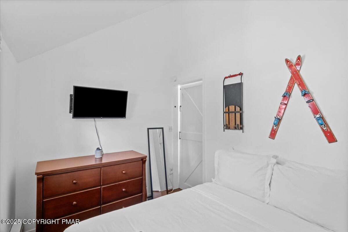 7090 Cypress Lane, Tobyhanna