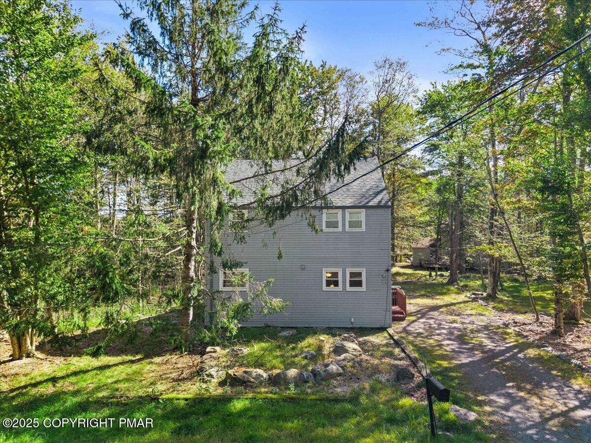 7090 Cypress Lane, Tobyhanna