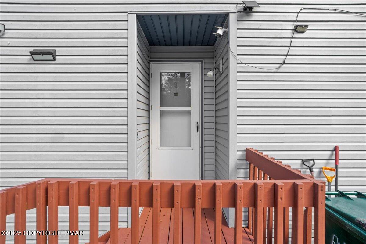 7090 Cypress Lane, Tobyhanna