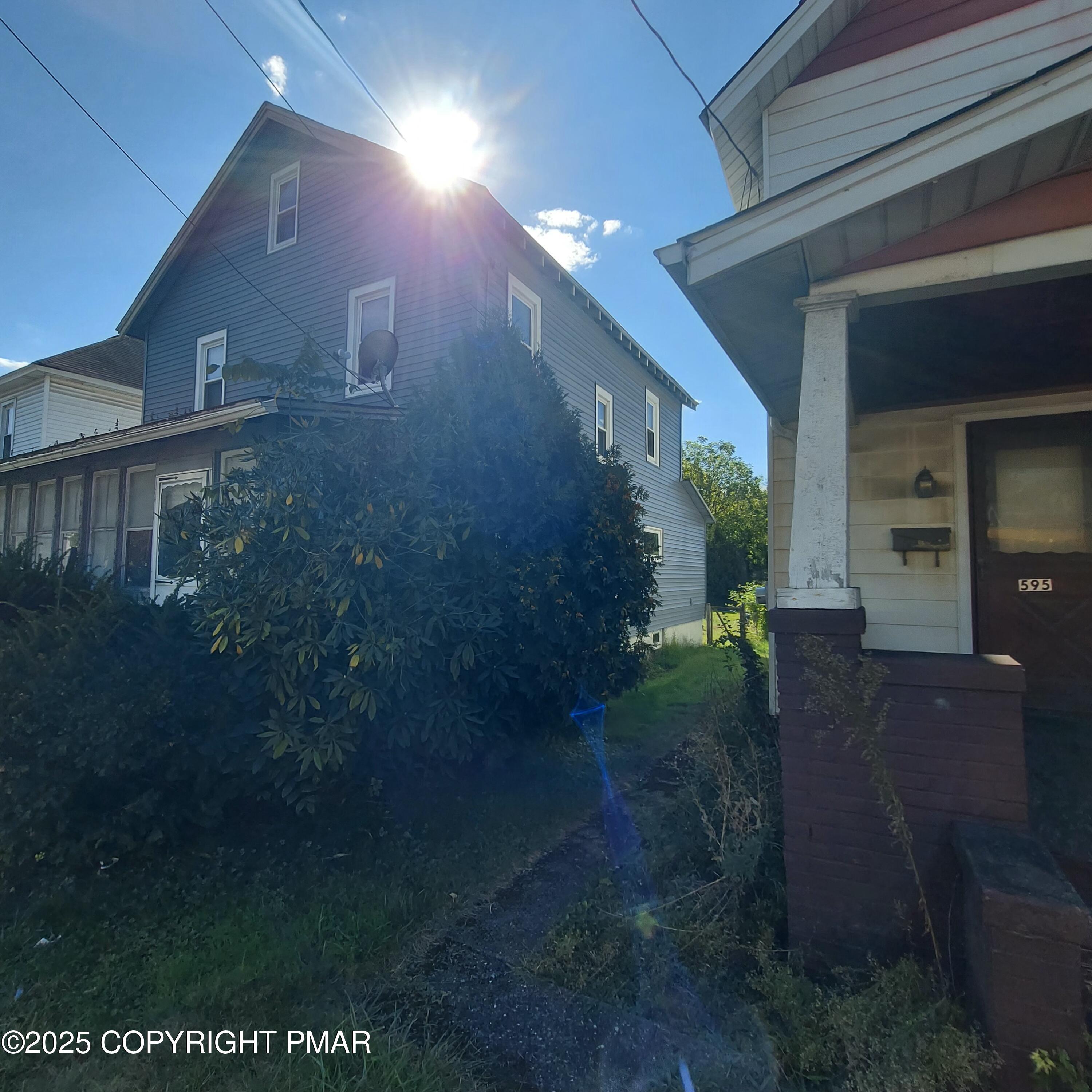 593 N Courtland Street