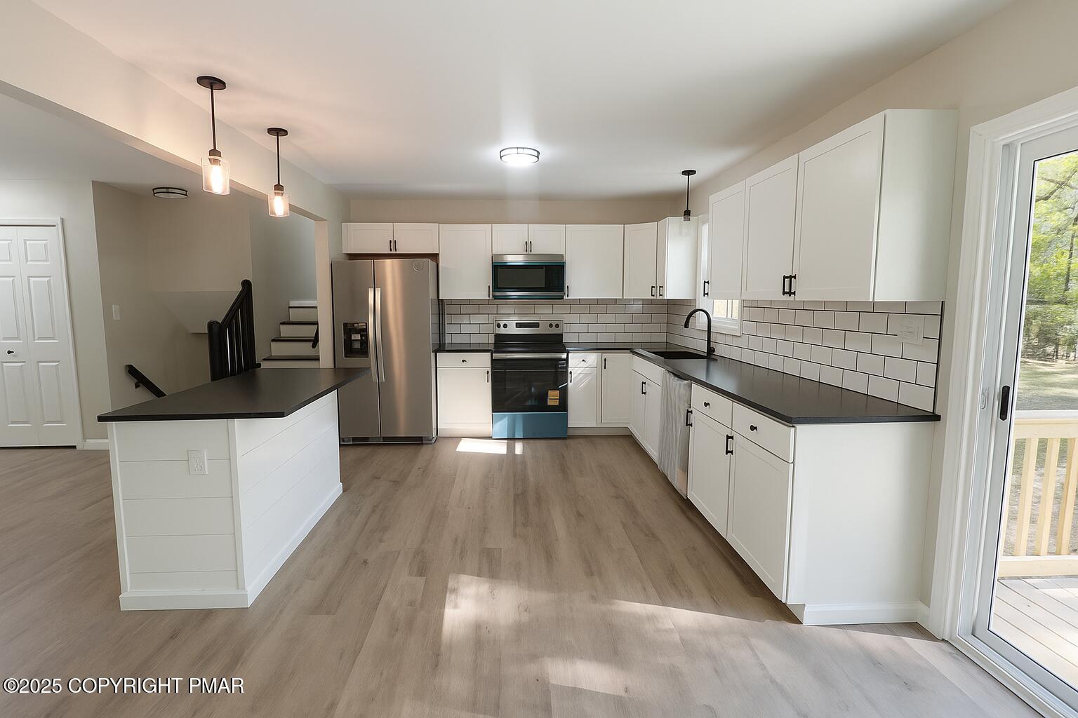 517 Landon Hill Court