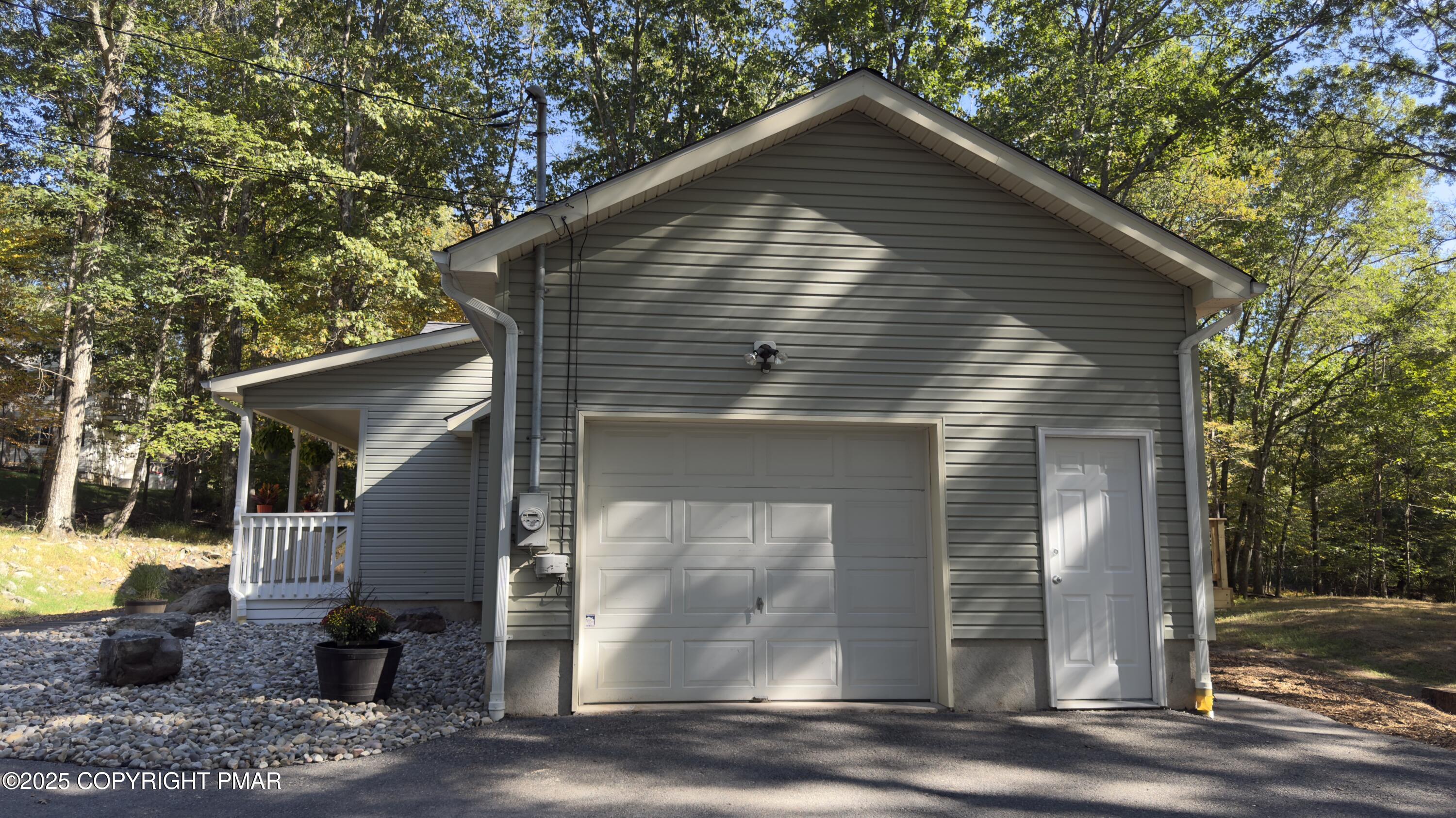 517 Landon Hill Court