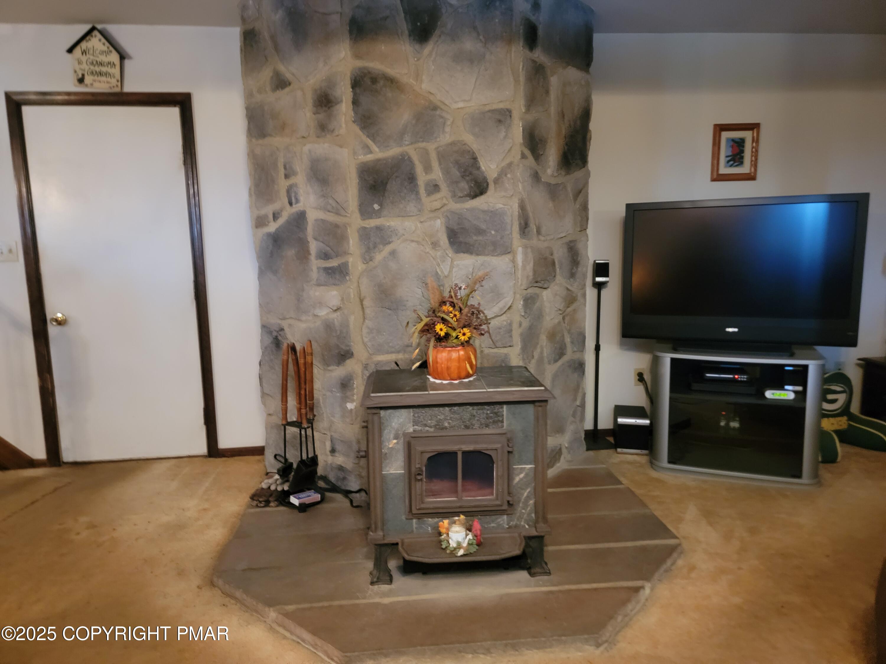 1670 Erie Court, Effort