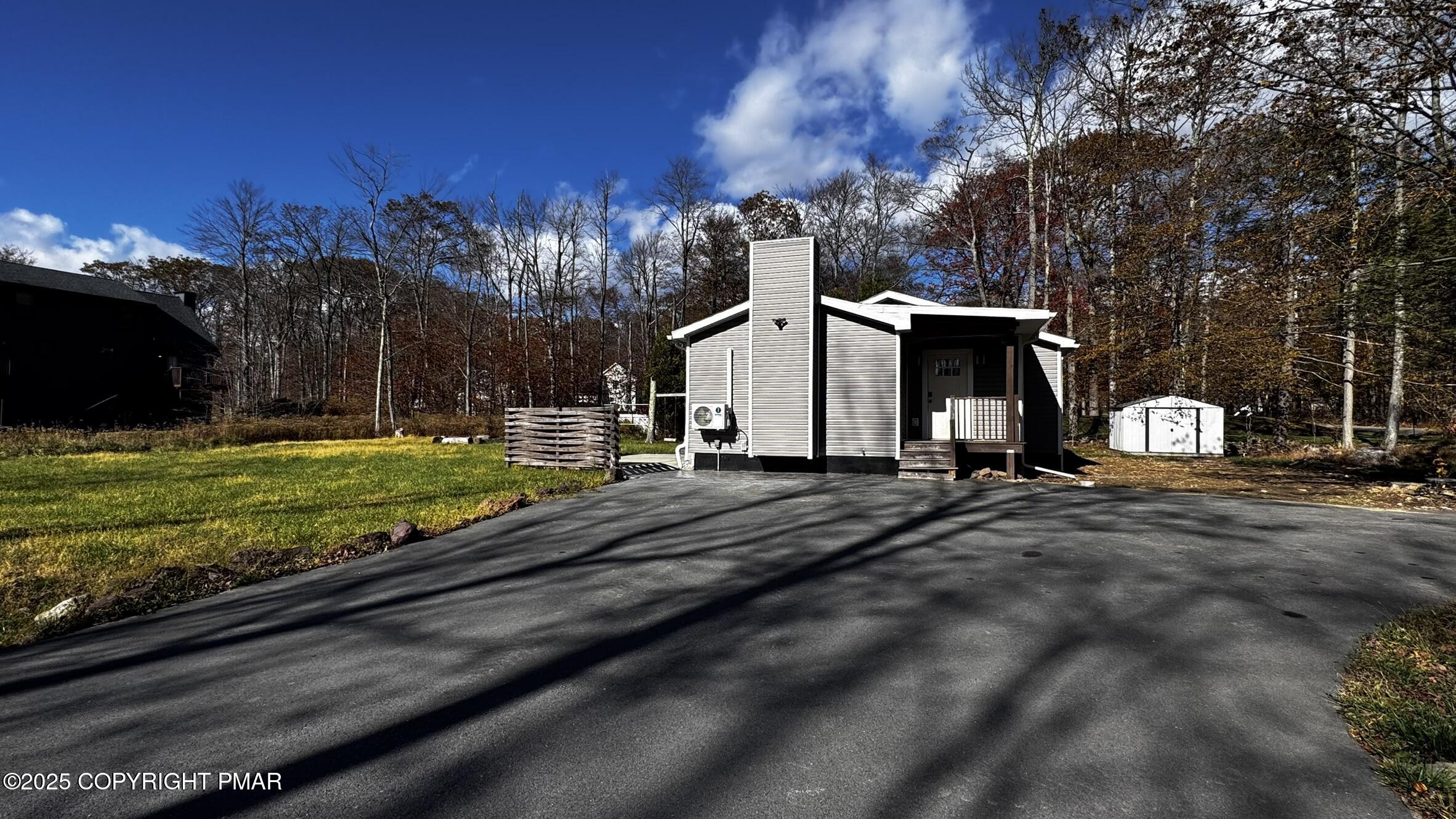 3262 Hamlet Drive, Tobyhanna