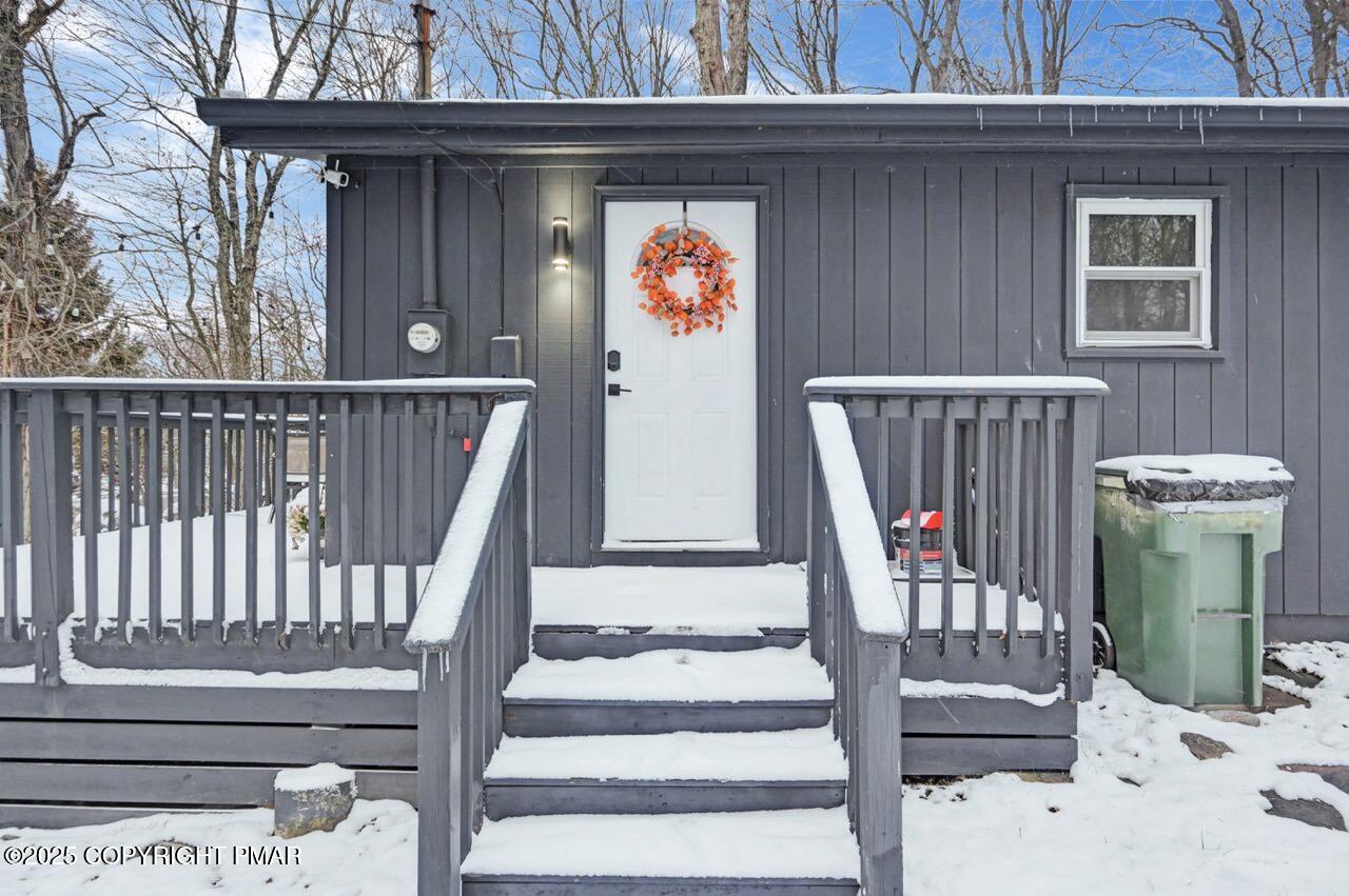 5306 NE Ledgewood Drive