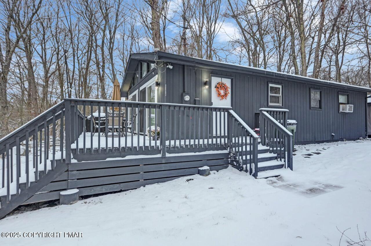 5306 NE Ledgewood Drive