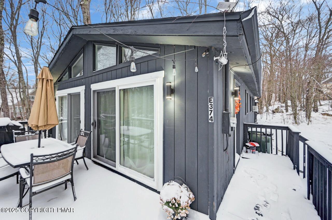 5306 NE Ledgewood Drive