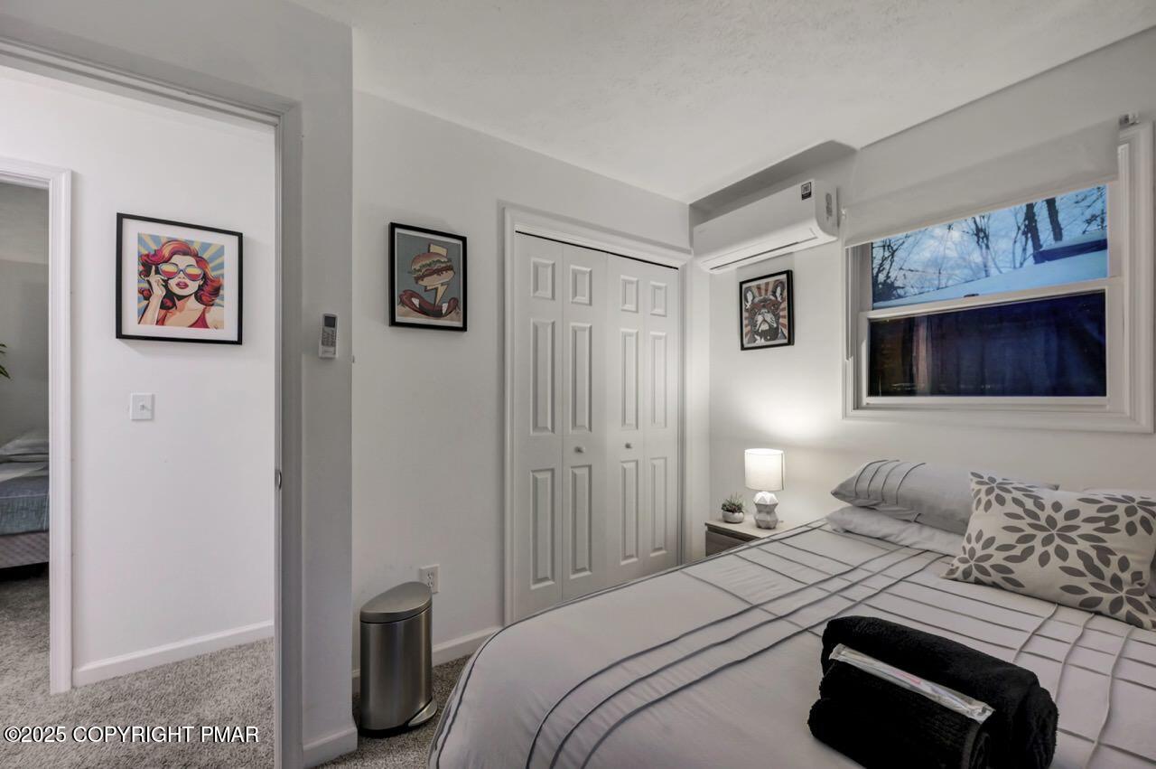 5306 NE Ledgewood Drive