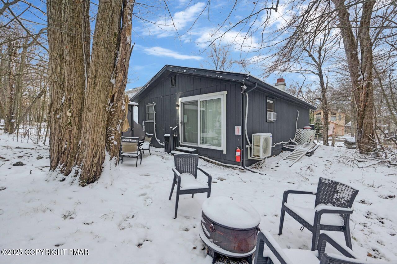 5306 NE Ledgewood Drive