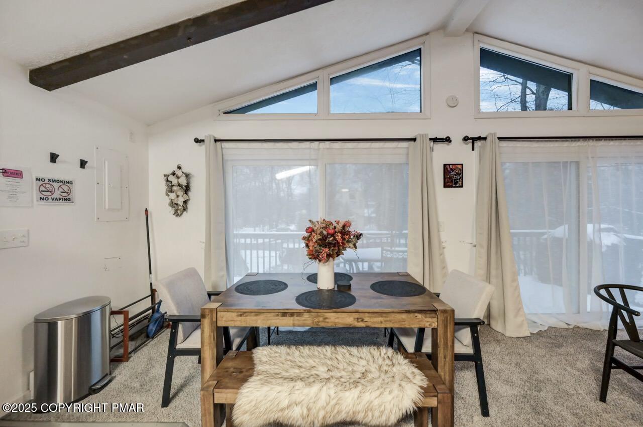 5306 NE Ledgewood Drive