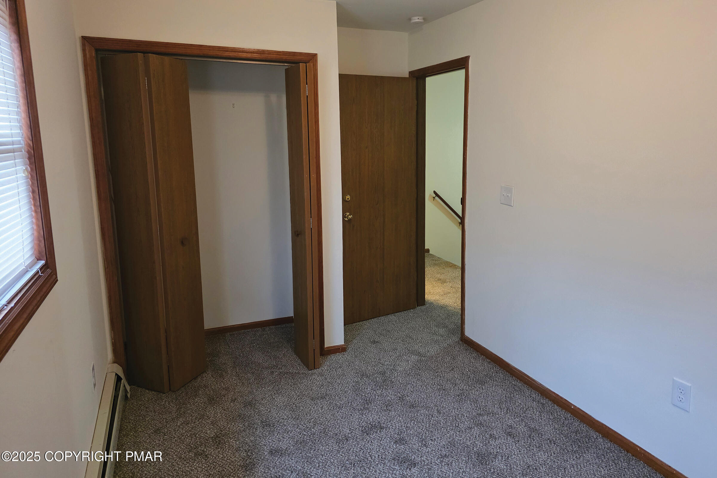 21 Mountain Drive, 101