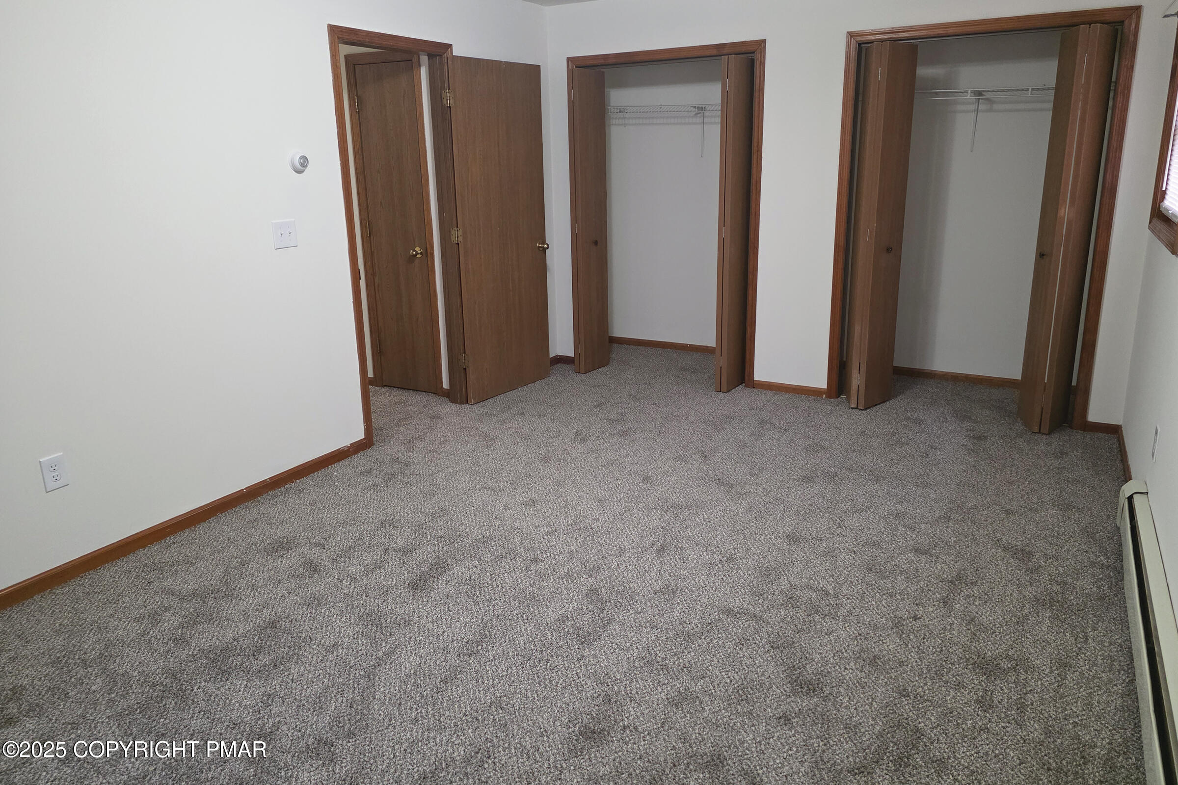 21 Mountain Drive, 101