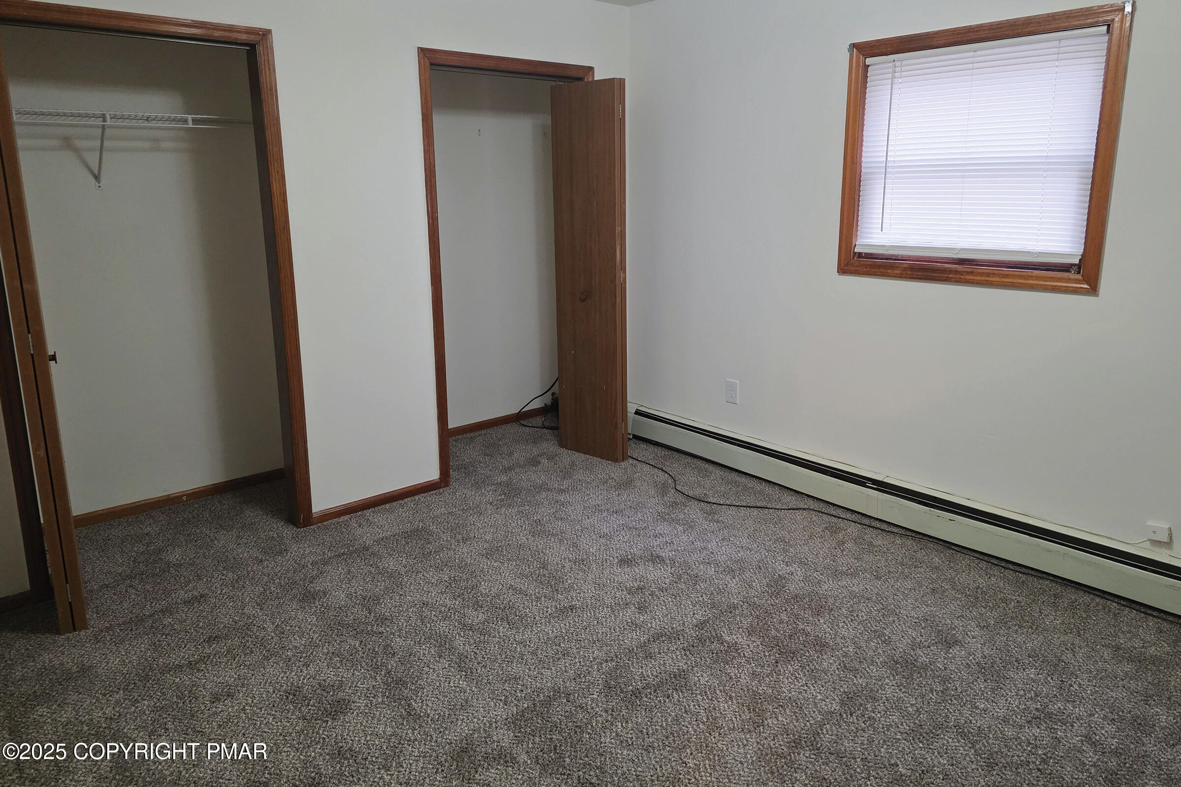 21 Mountain Drive, 101