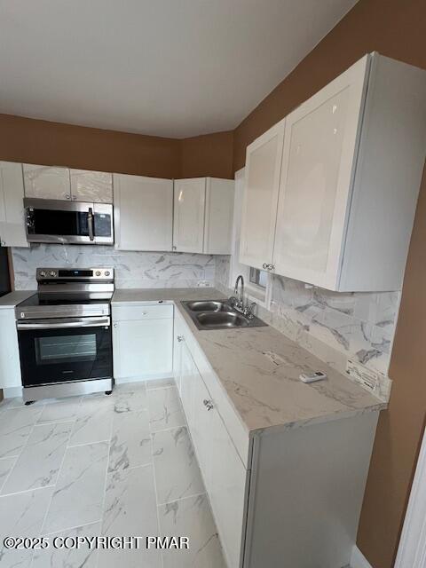 100-106 S Courtland Street 4