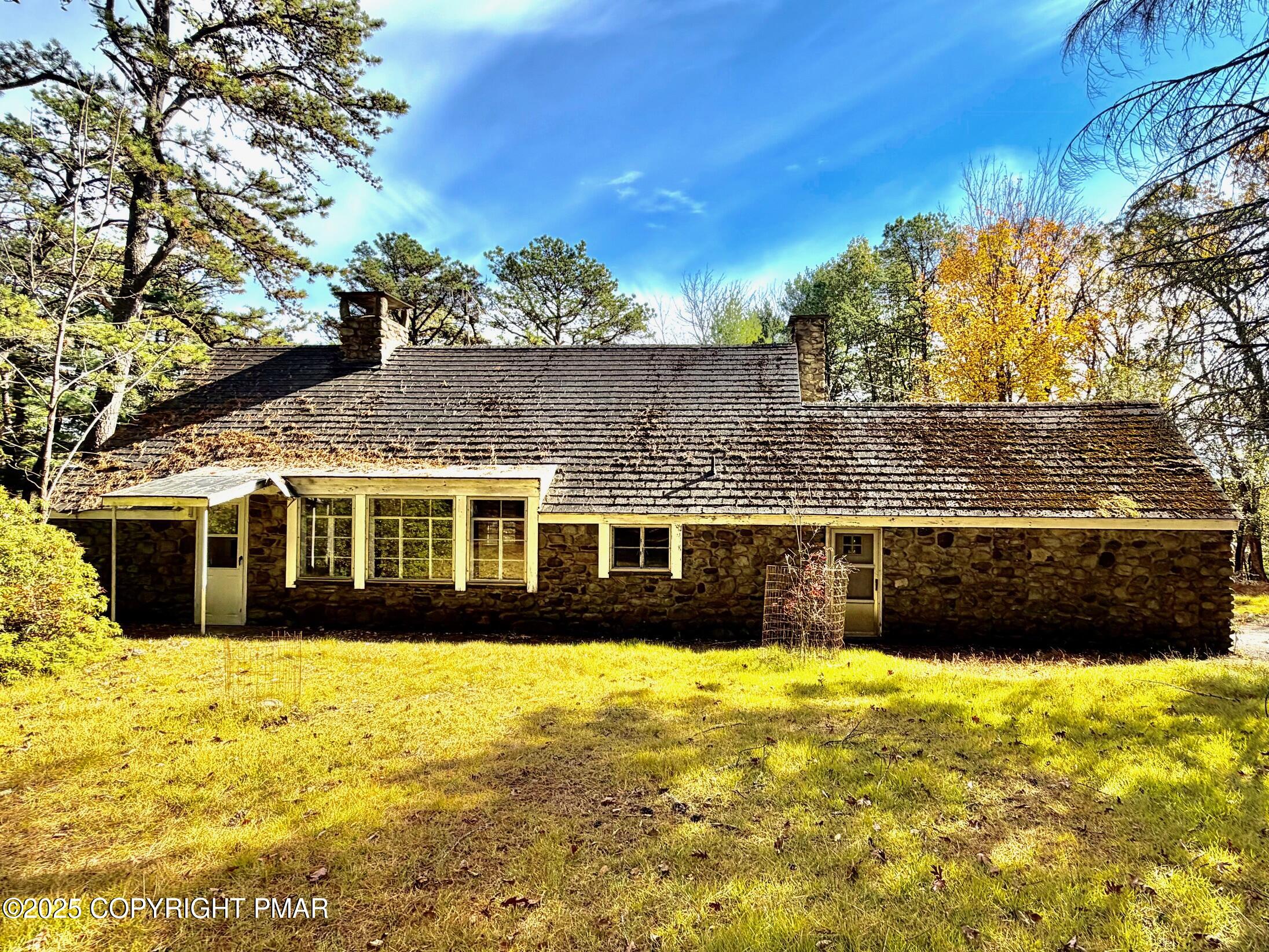 1734 Twin Pine Road
