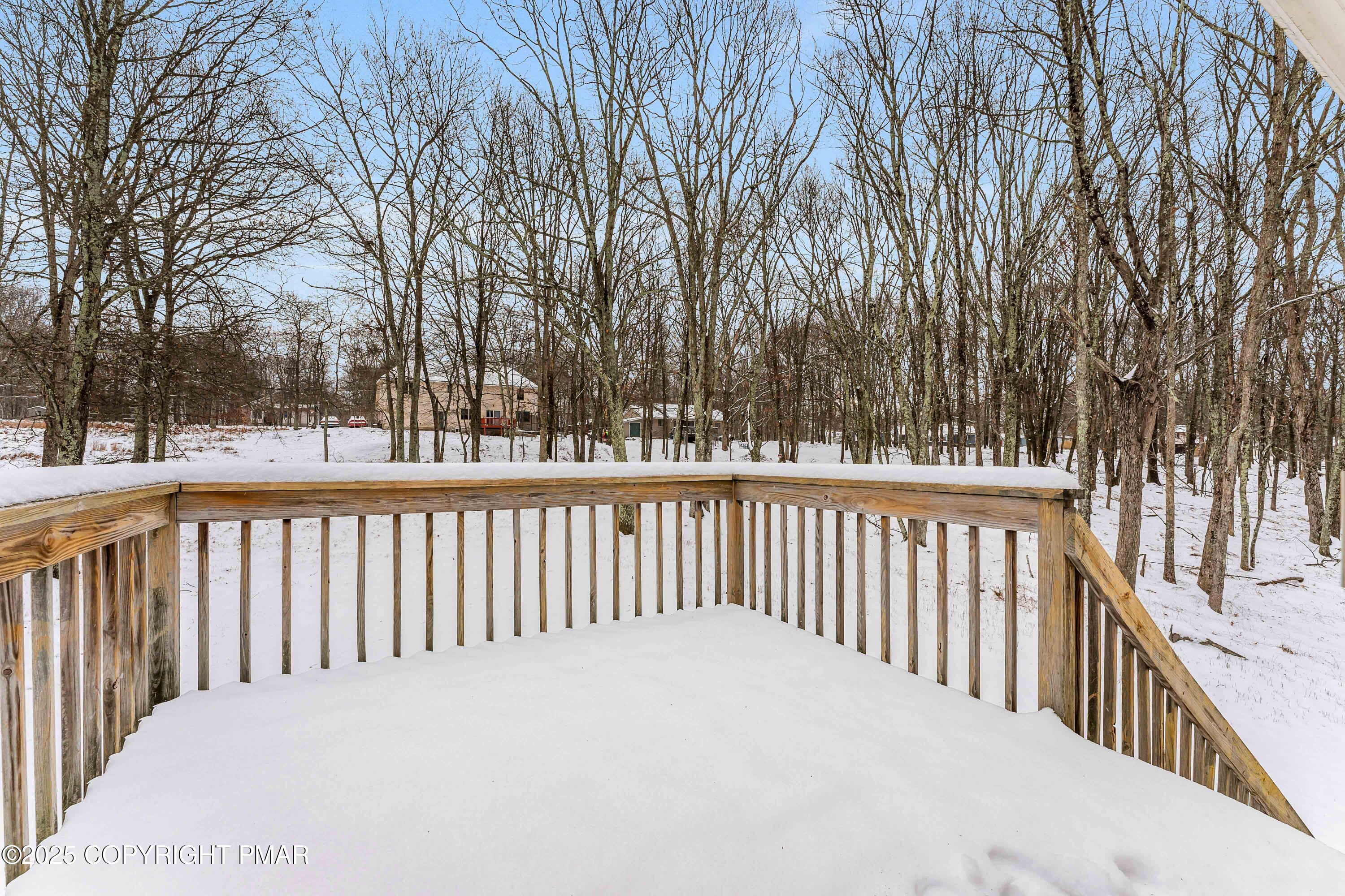 2127 Bushkill Circle