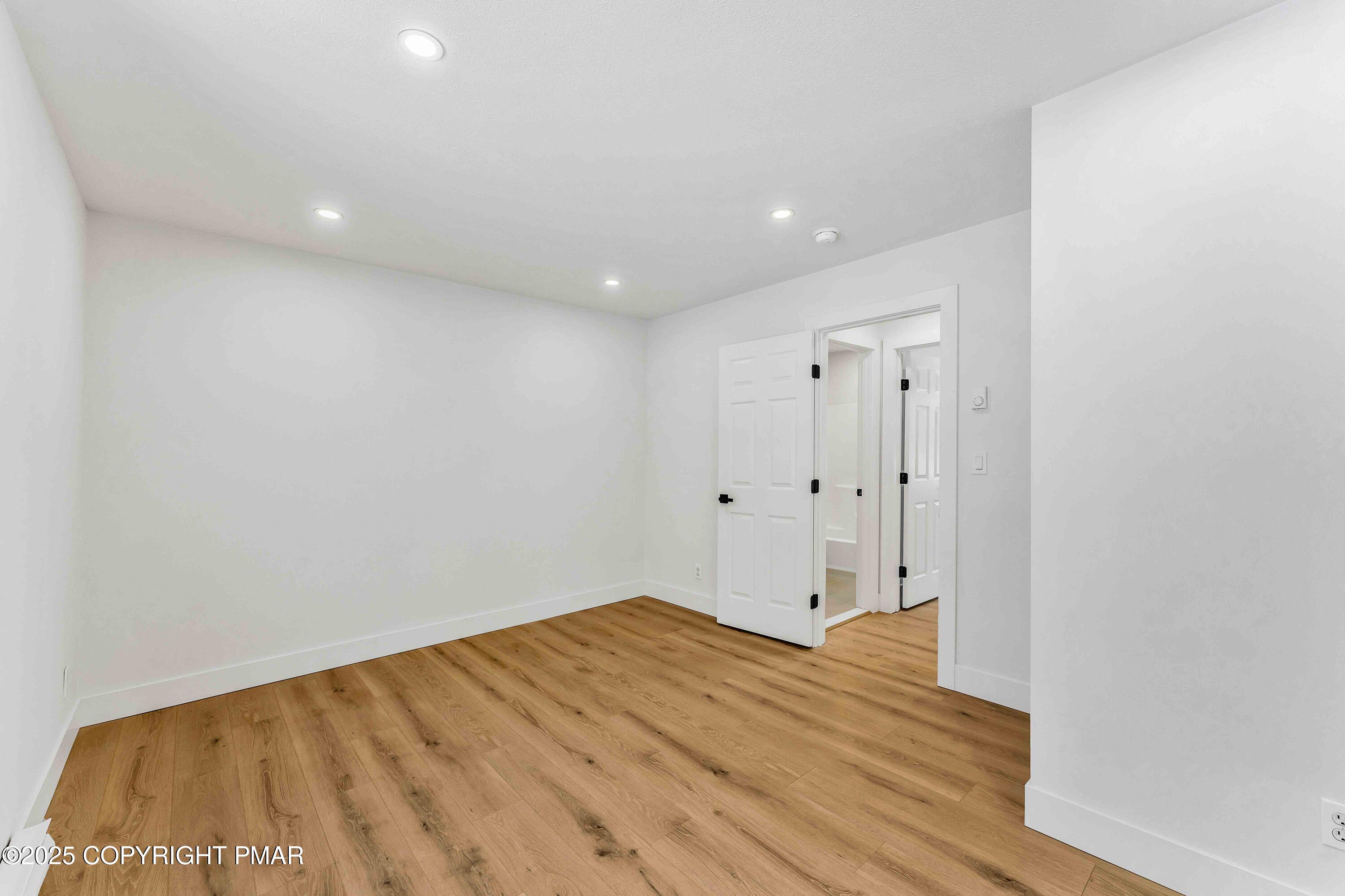 2127 Bushkill Circle