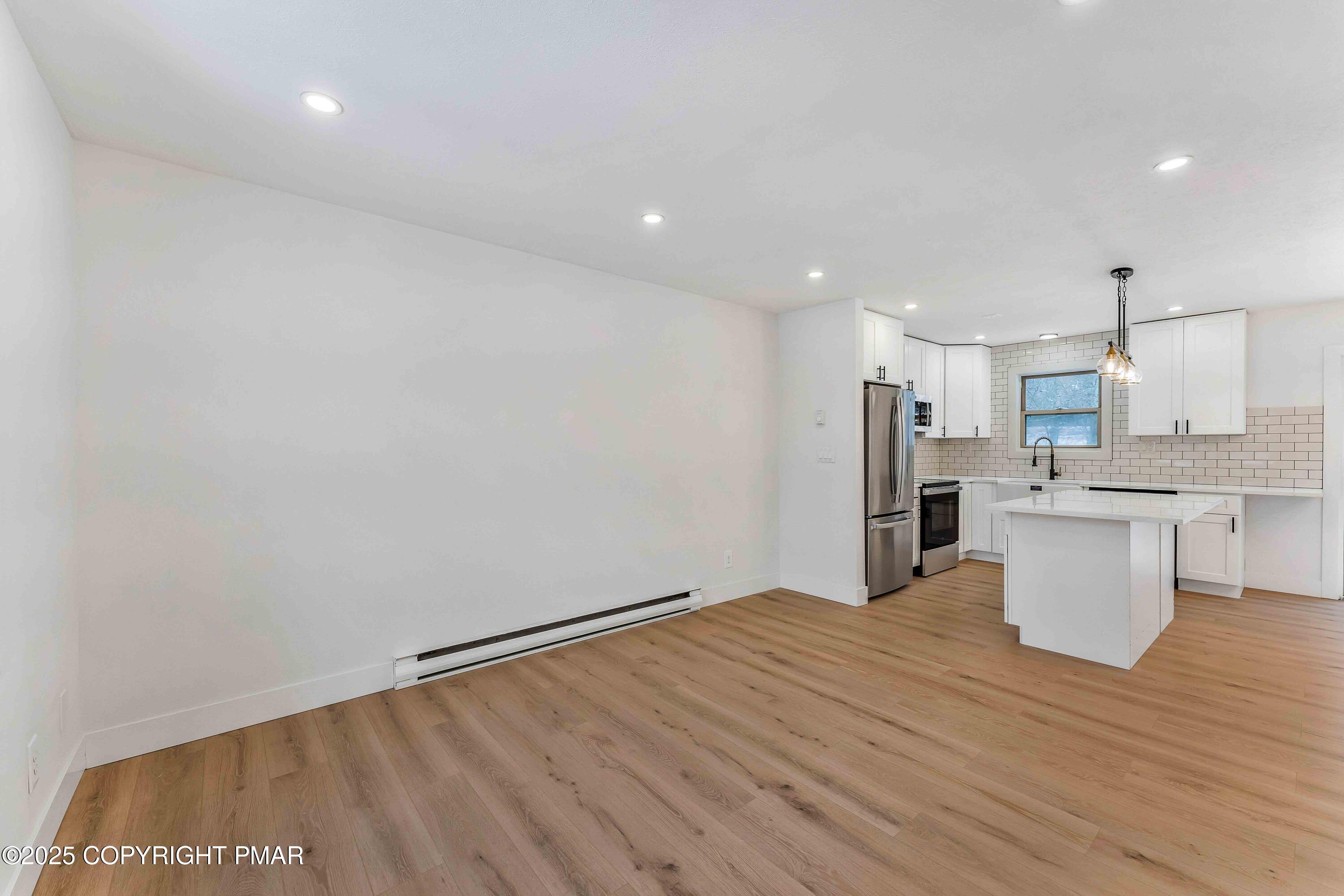 2127 Bushkill Circle