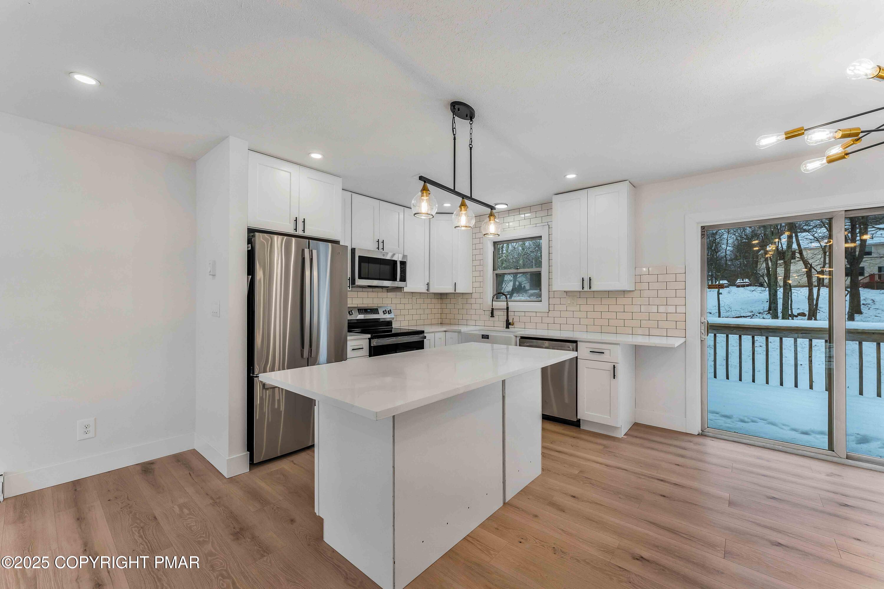 2127 Bushkill Circle