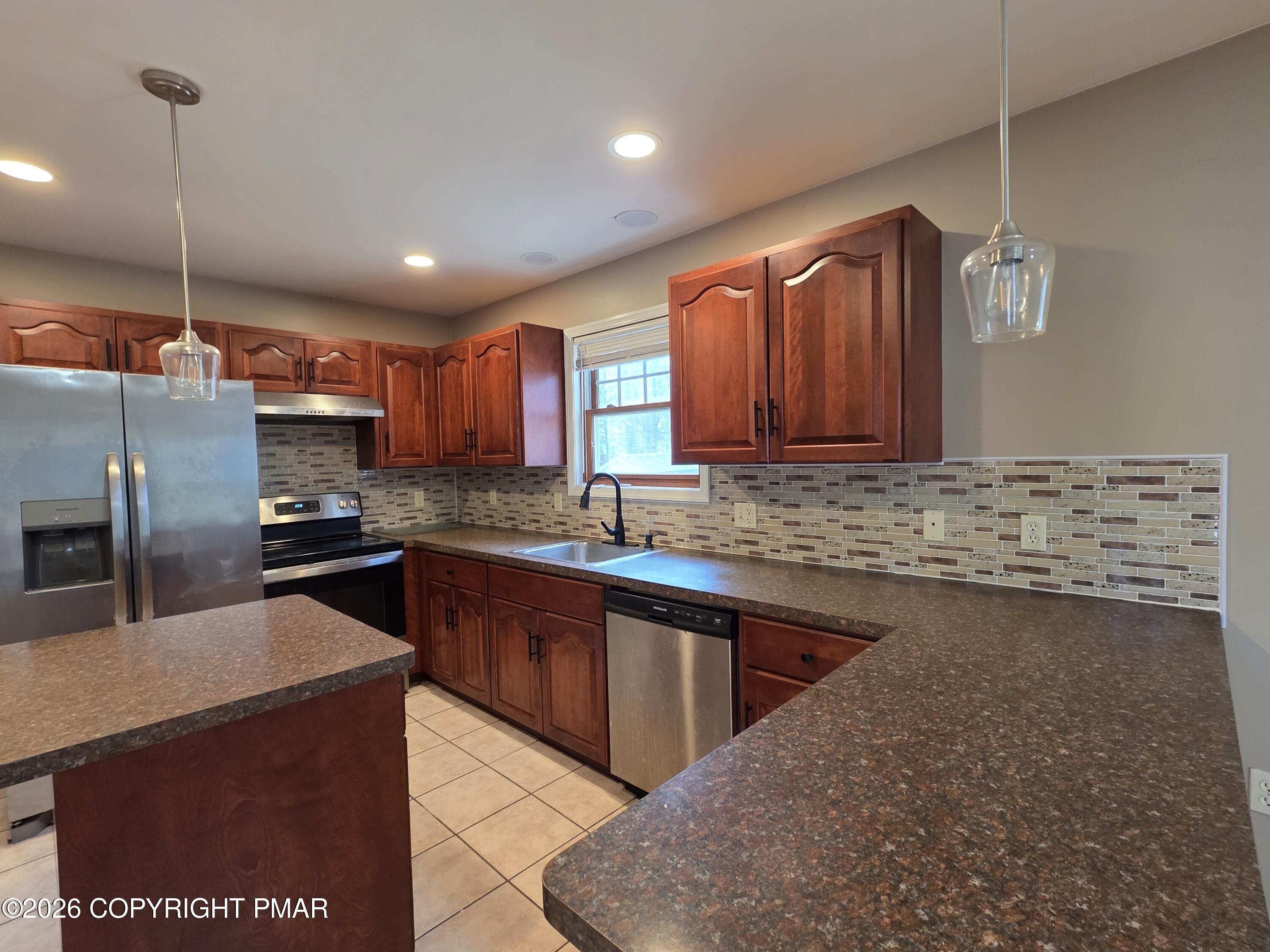 1528 Belgravia Drive