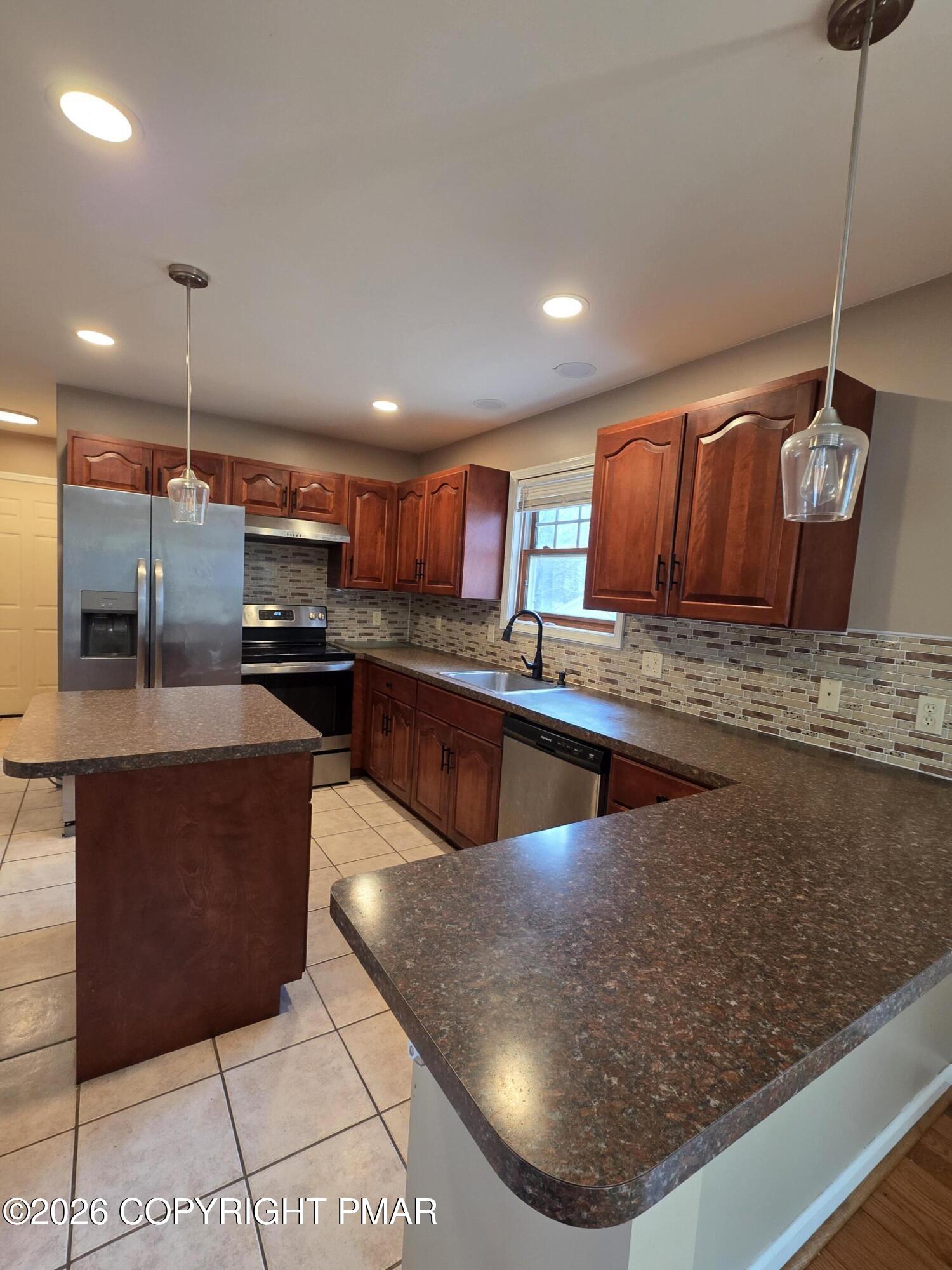 1528 Belgravia Drive