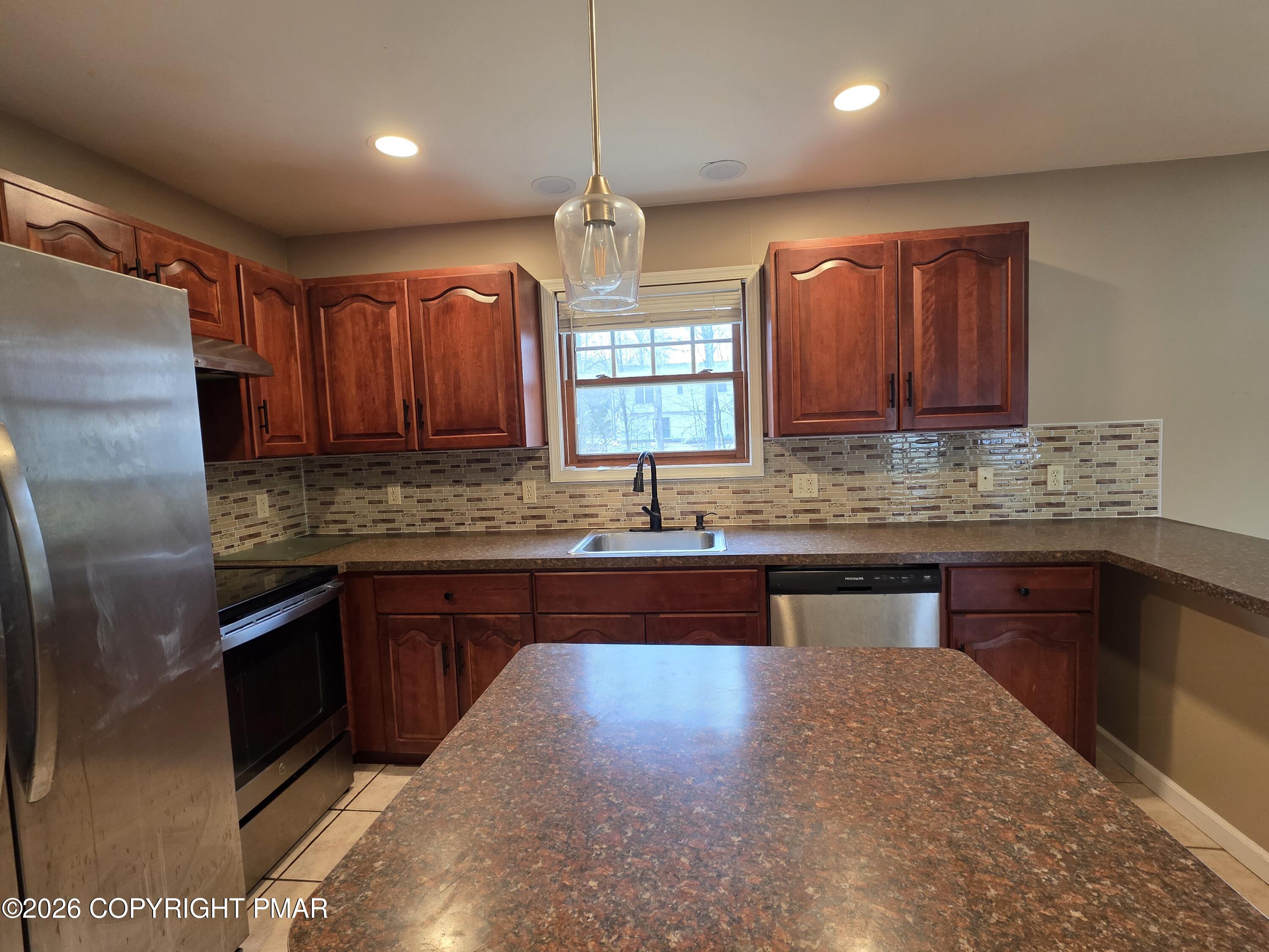 1528 Belgravia Drive