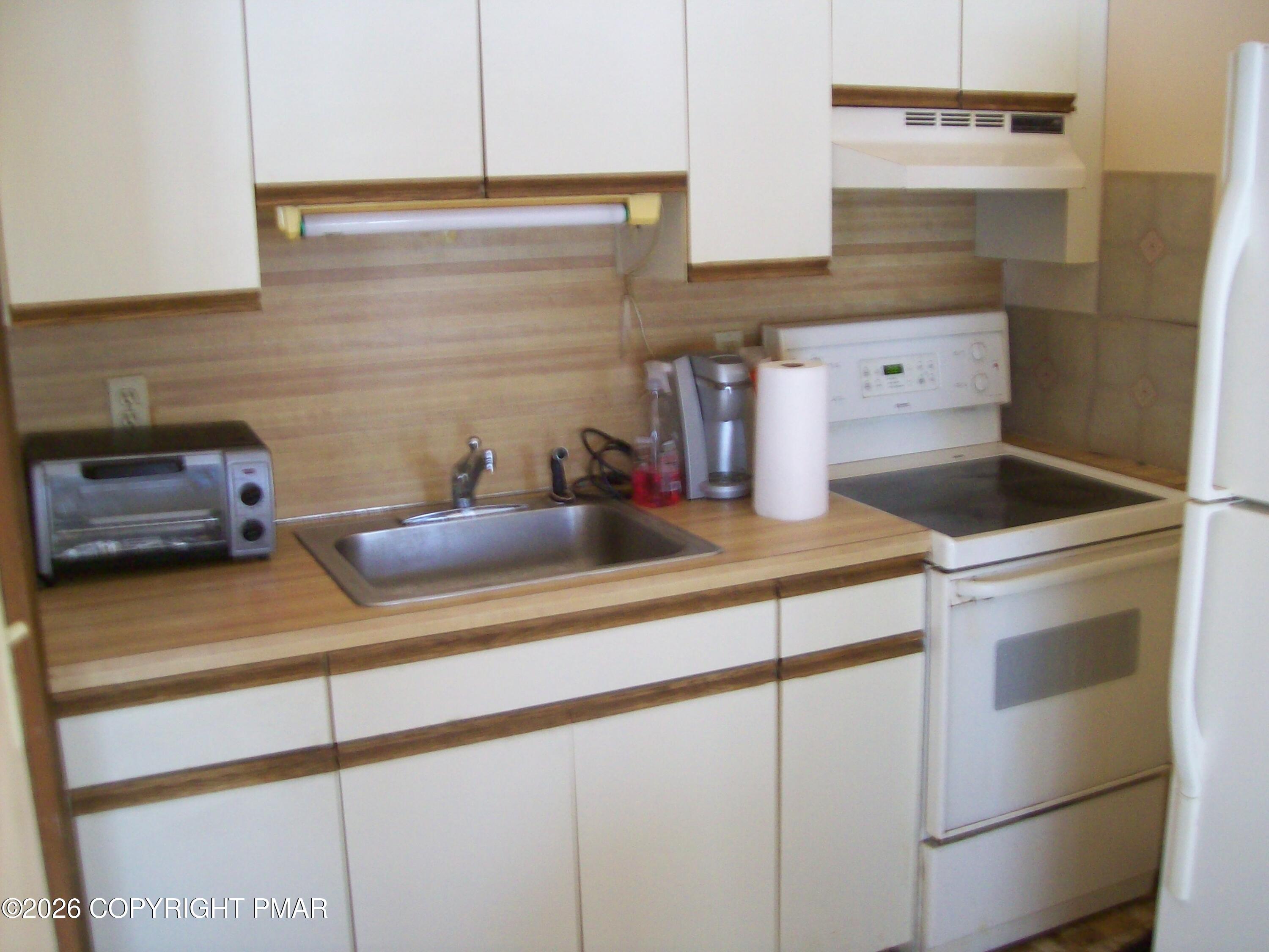 1219 Brentwood Drive