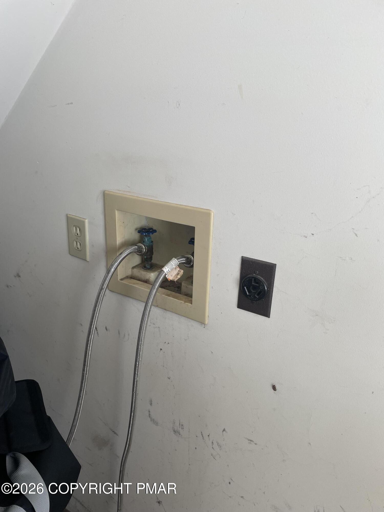 1219 Brentwood Drive