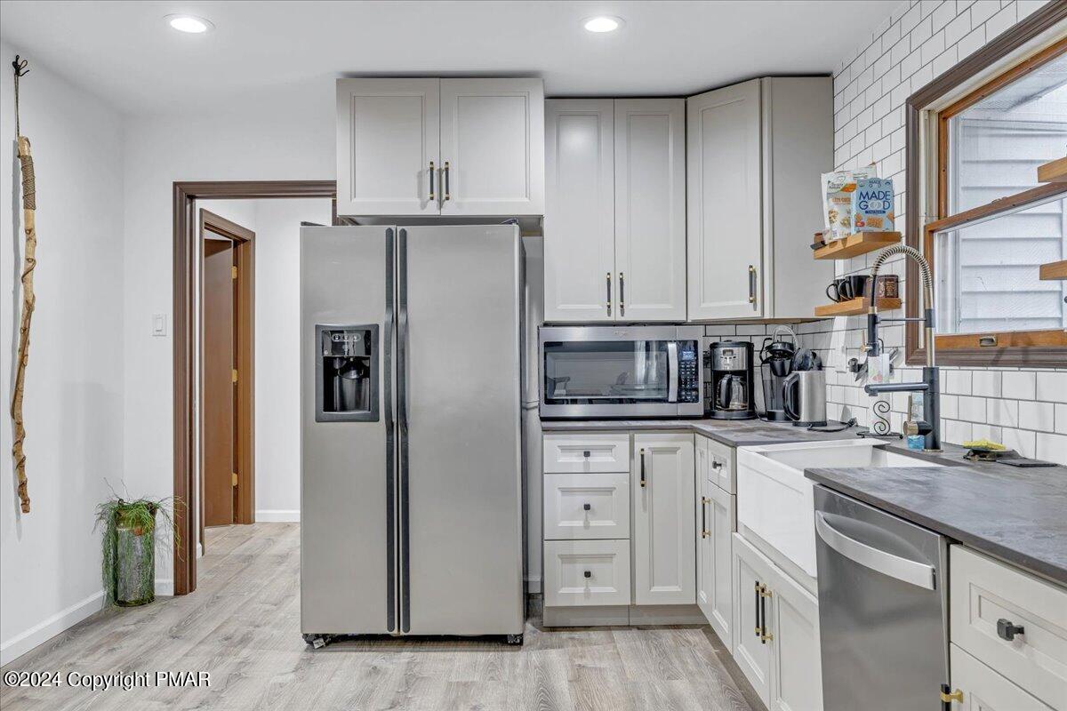 17 Tamarack Terrace