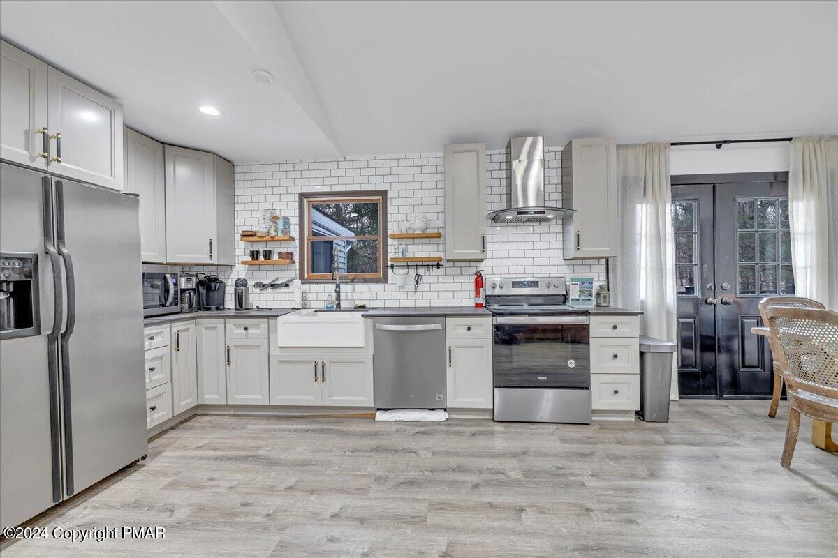 17 Tamarack Terrace