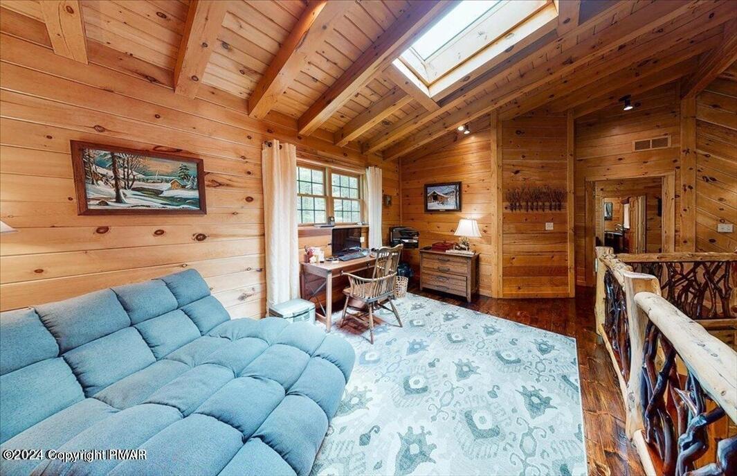 899 Lower Swiftwater Road