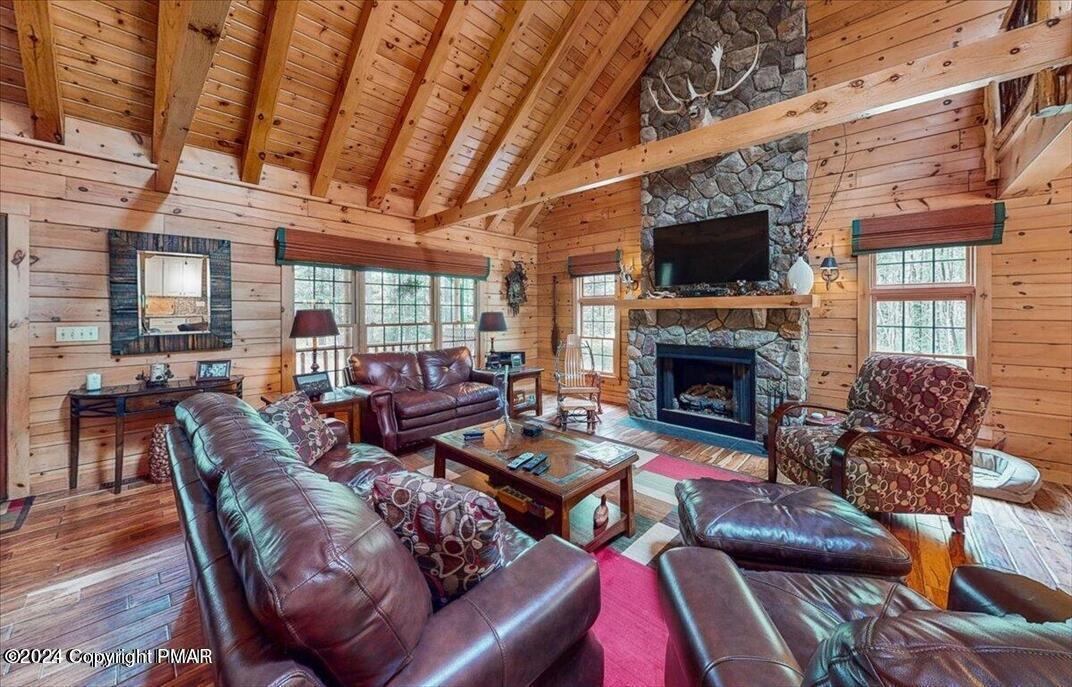 899 Lower Swiftwater Road