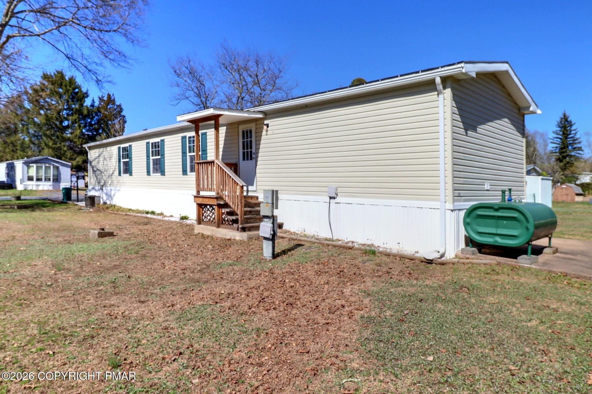 211 Jen Street