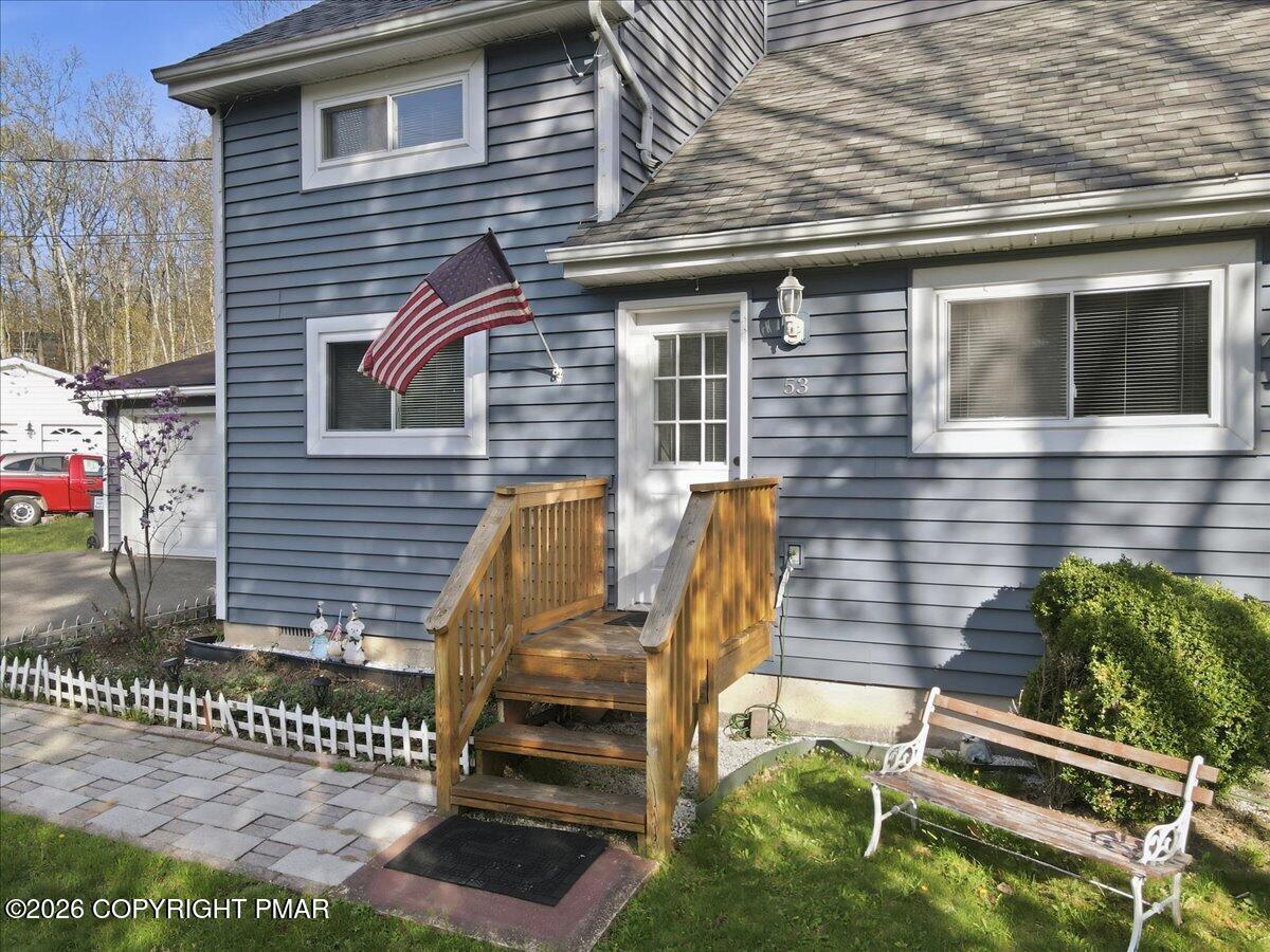 53 Barren Road